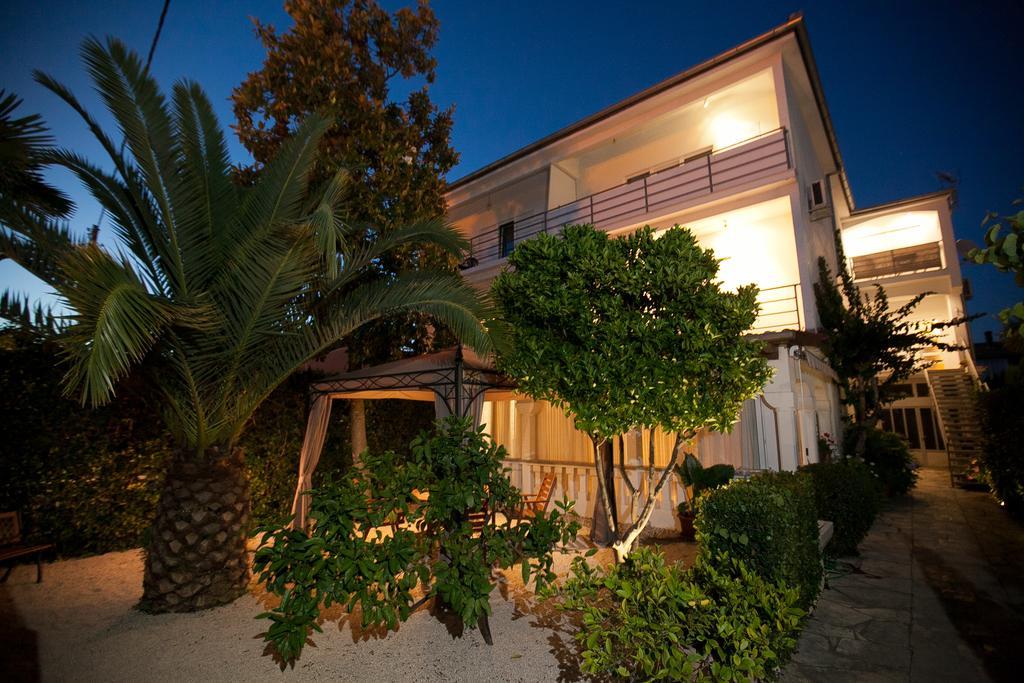 Luxury Residence Zola 扎达尔 外观 照片